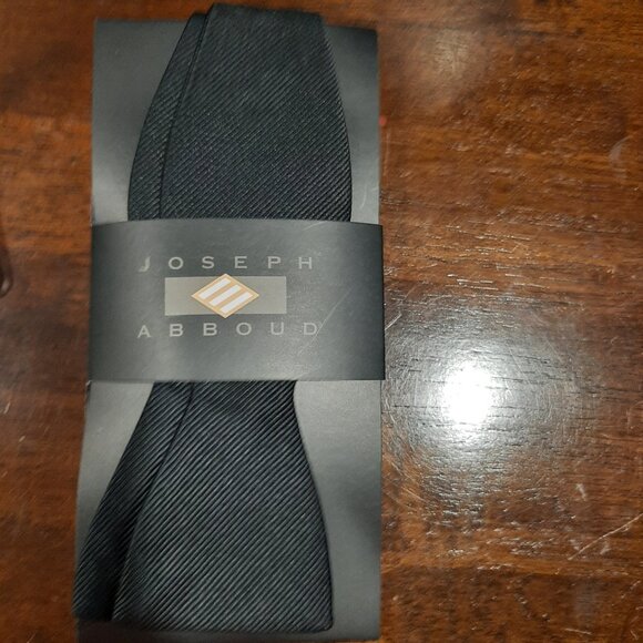 New Joseph Abboud set of two black bow ties - Picture 3 of 3